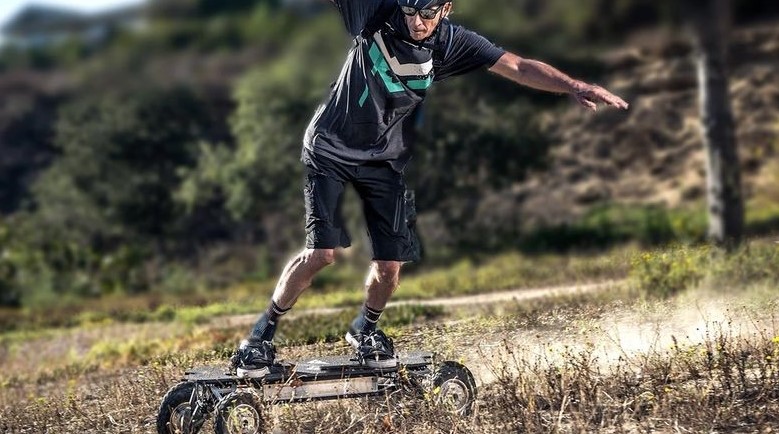 Safety Tips While Riding A Longboard On Rough Roads