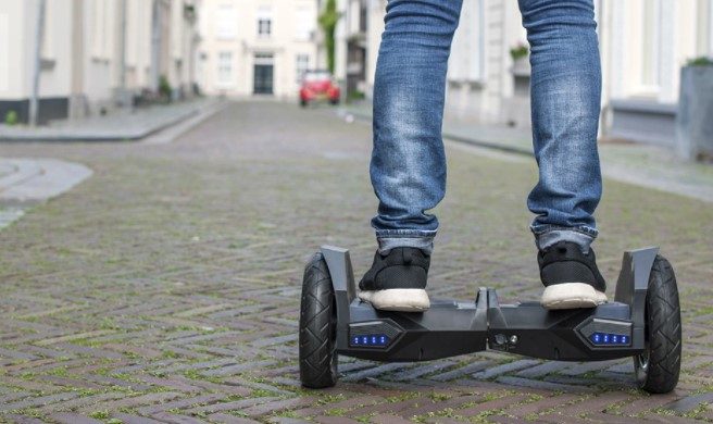 What Makes A Hoverboard Suitable For Outdoor Use