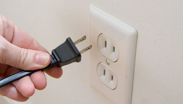 Plug the Charger into an Active Socket Outlet